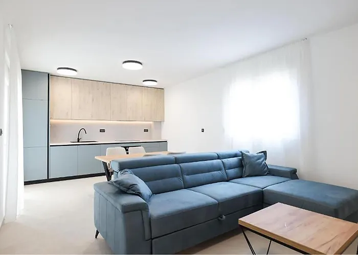 Awesome In With Wifi Apartment Privlaka (Zadar)