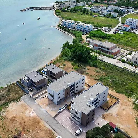 Appartement Amazing In With Wifi Privlaka (Zadar)